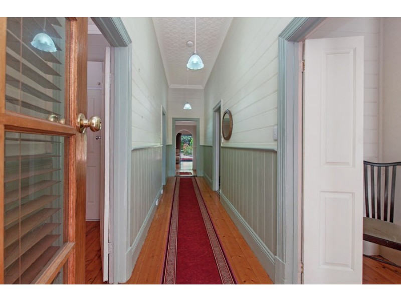 18 Eversley Street, Macarthur VIC 3286