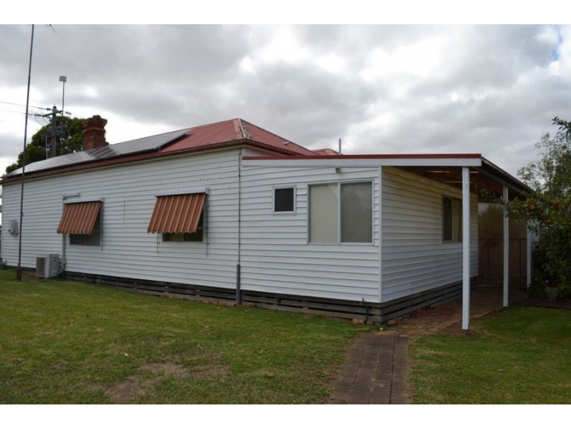 79 High Street, Macarthur VIC 3286