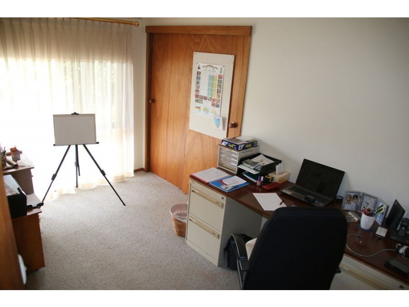 124-128 Cox St, Penshurst VIC 3289