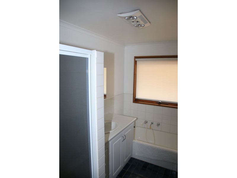 124-128 Cox St, Penshurst VIC 3289