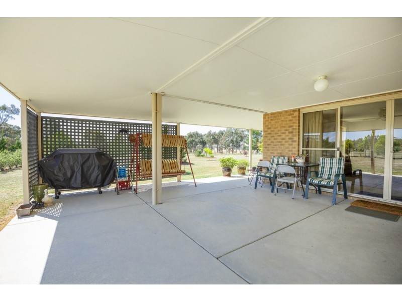 71 Boundary Creek Road, Longford VIC 3851