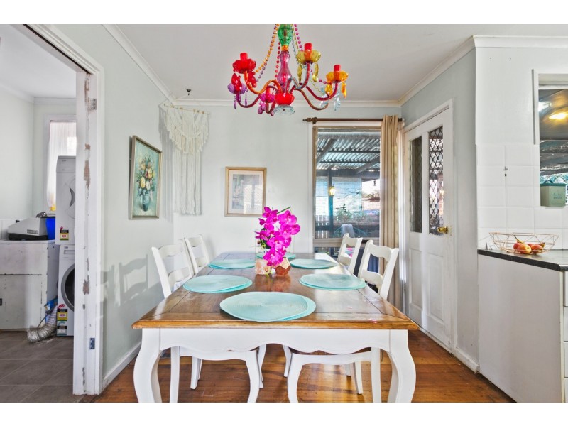 43 Gibsons Road, Sale VIC 3850