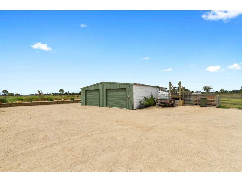 327 Dawson Street, Sale VIC 3850