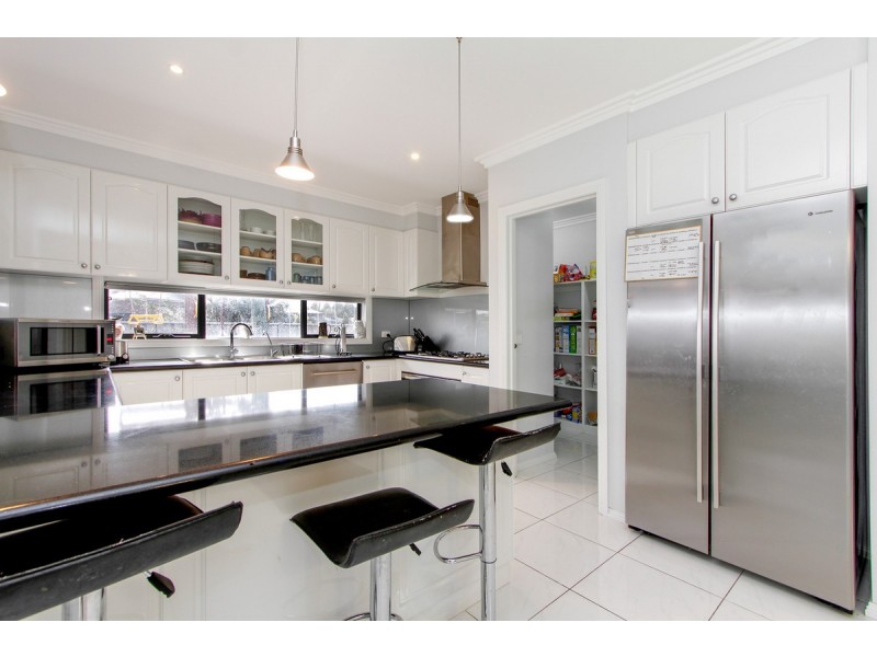 17 Glebe Drive, Sale VIC 3850