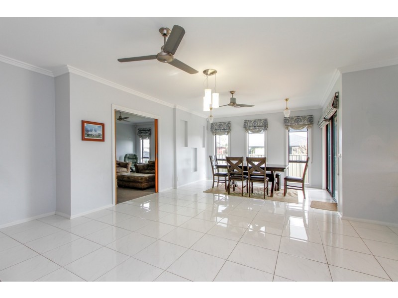 17 Glebe Drive, Sale VIC 3850