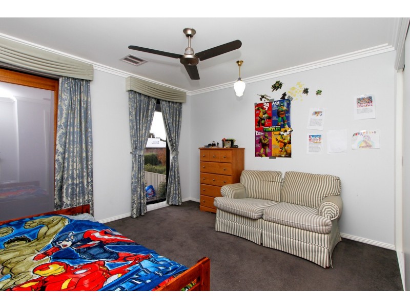 17 Glebe Drive, Sale VIC 3850