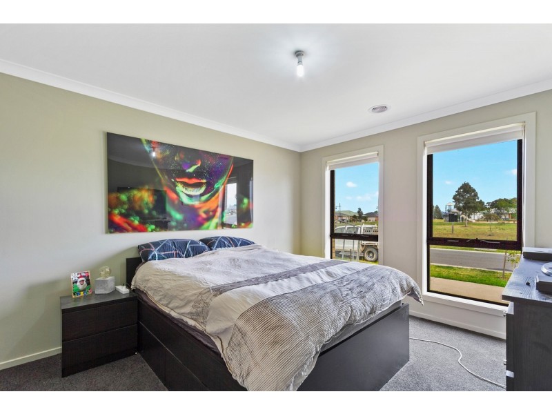 27 Woondella Boulevard, Sale VIC 3850
