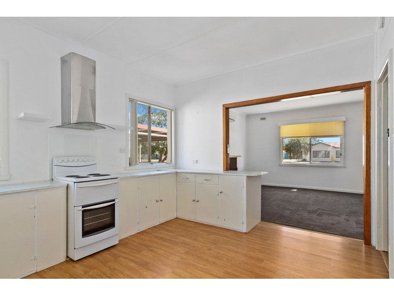 62 Mcfarlane Street, Stratford VIC 3862