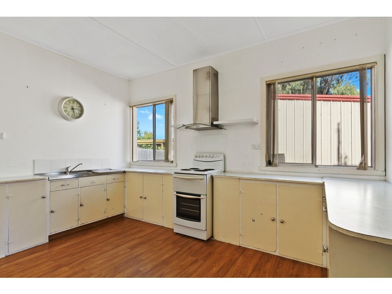 62 Mcfarlane Street, Stratford VIC 3862