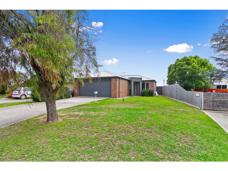 3 Rachel Court, Sale VIC 3850