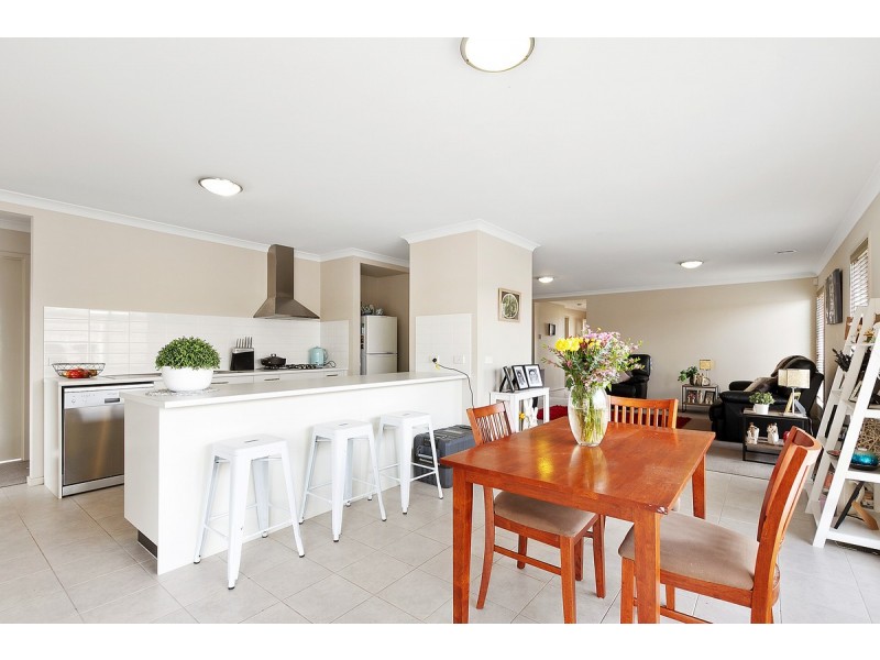 30 Woondella Boulevard, Sale VIC 3850