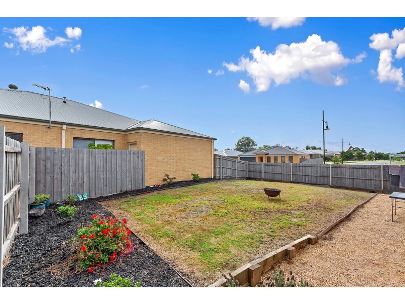 30 Woondella Boulevard, Sale VIC 3850