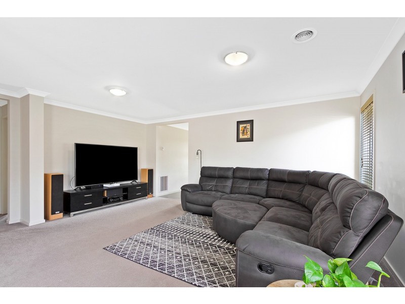 9 Ruthberg Drive, Sale VIC 3850
