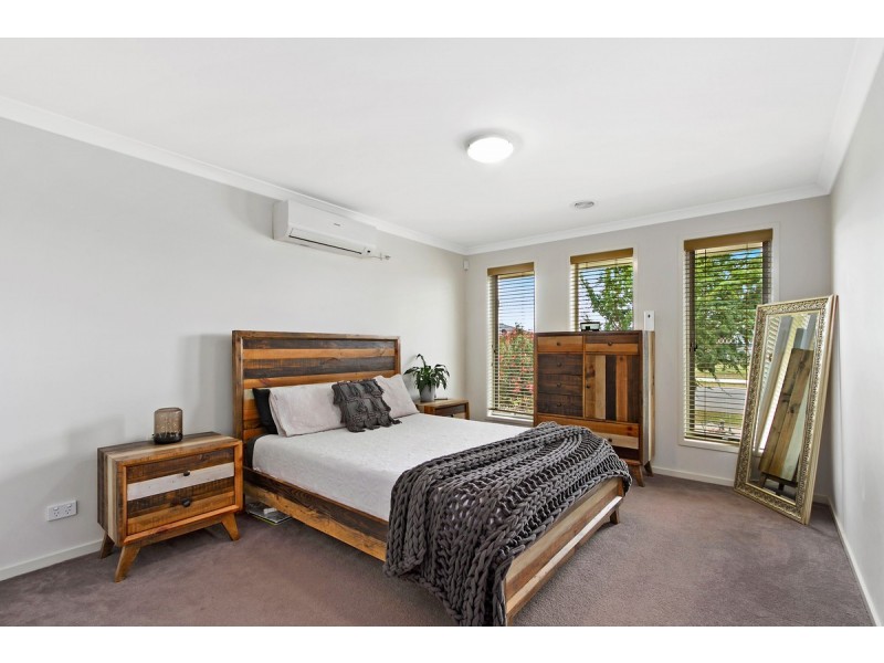 9 Ruthberg Drive, Sale VIC 3850