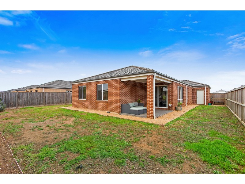 9 Ruthberg Drive, Sale VIC 3850