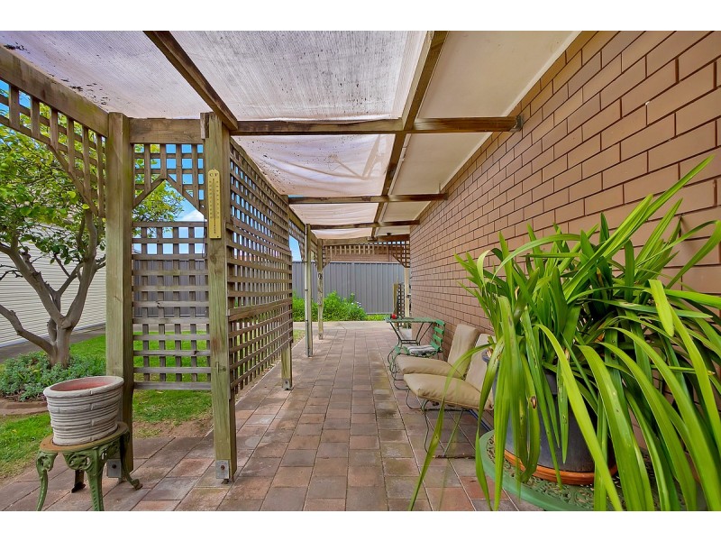 19 Valentine Crescent, Sale VIC 3850