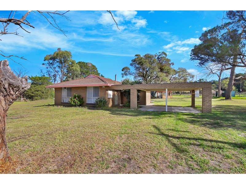 77 Millett Road, Longford VIC 3851