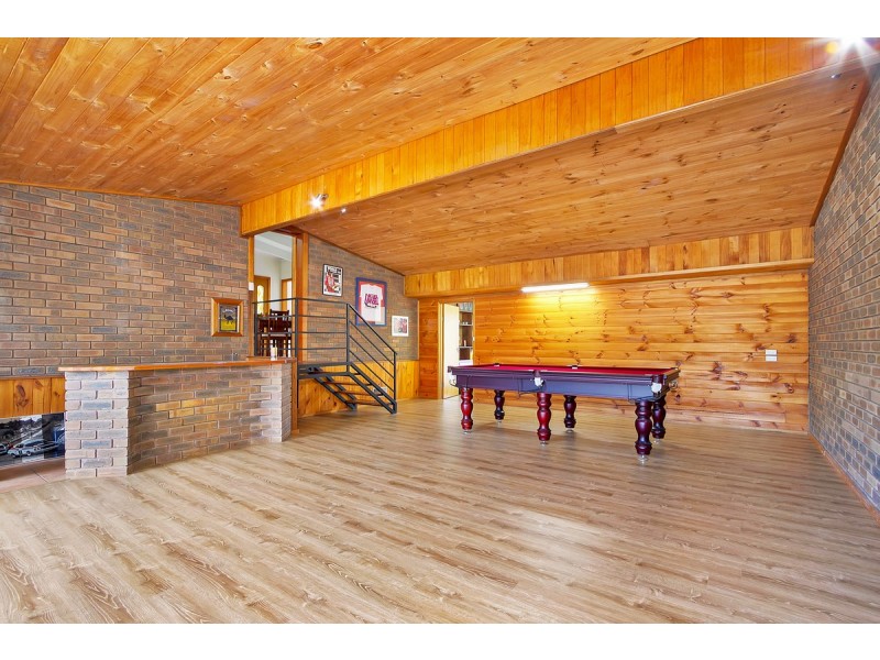 27 Carter Street, Stratford VIC 3862