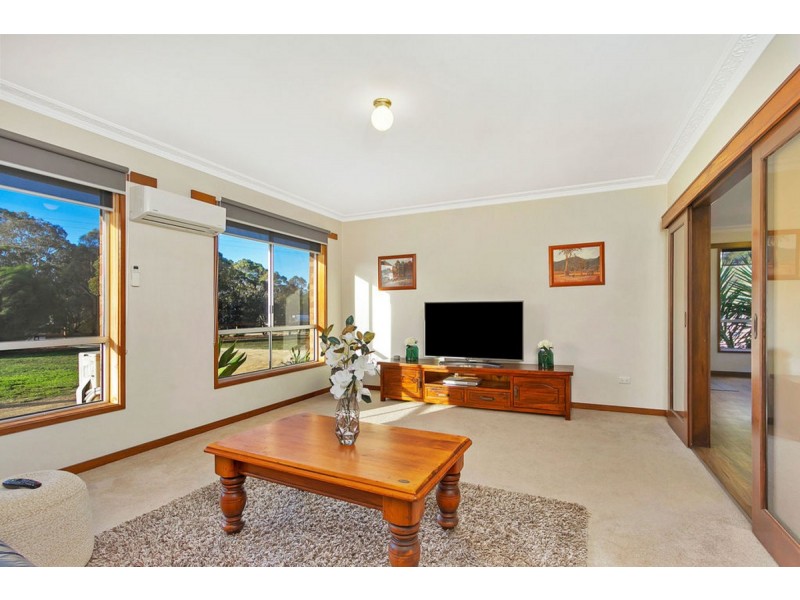 25 Newnham Road, Longford VIC 3851