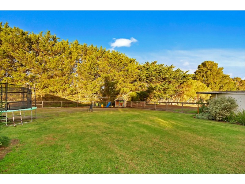 25 Newnham Road, Longford VIC 3851