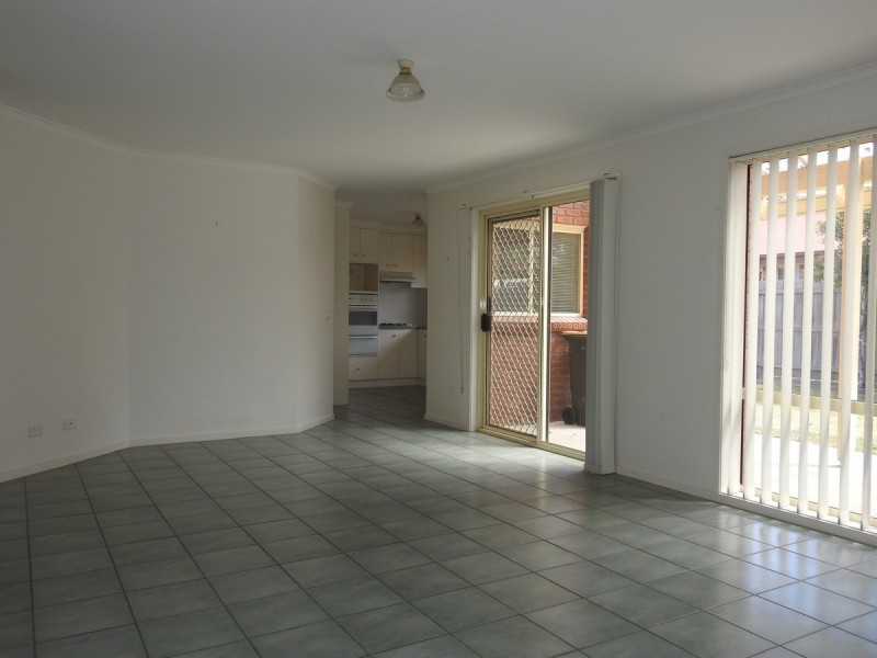 15 Cranswick Crescent, Sale VIC 3850