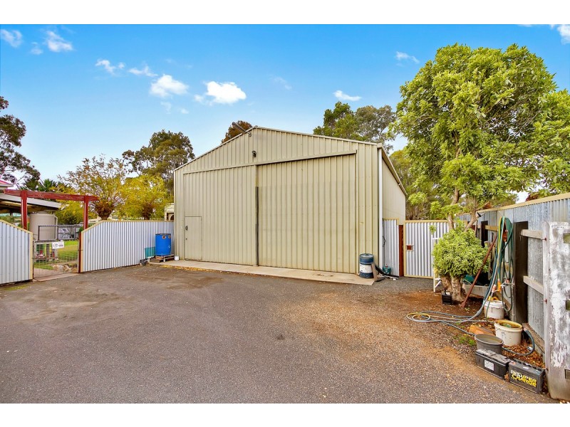 26 Redbank Road, Stratford VIC 3862