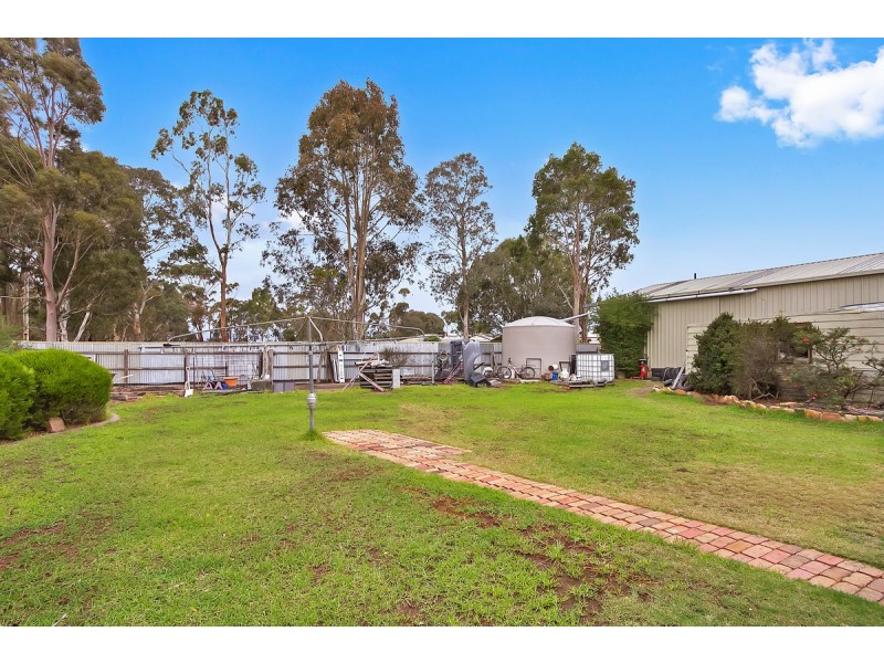 26 Redbank Road, Stratford VIC 3862