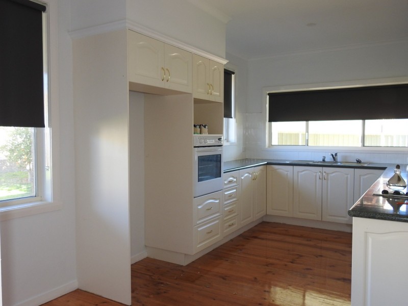 14 San Luis Drive, Sale VIC 3850