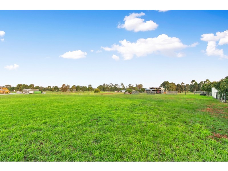 10 Galway Drive, Stratford VIC 3862