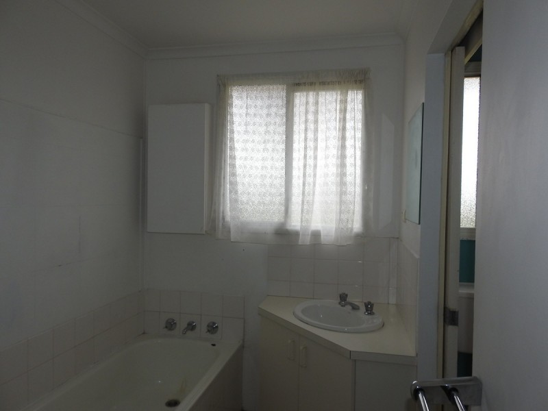 25 Bowman Drive, Sale VIC 3850