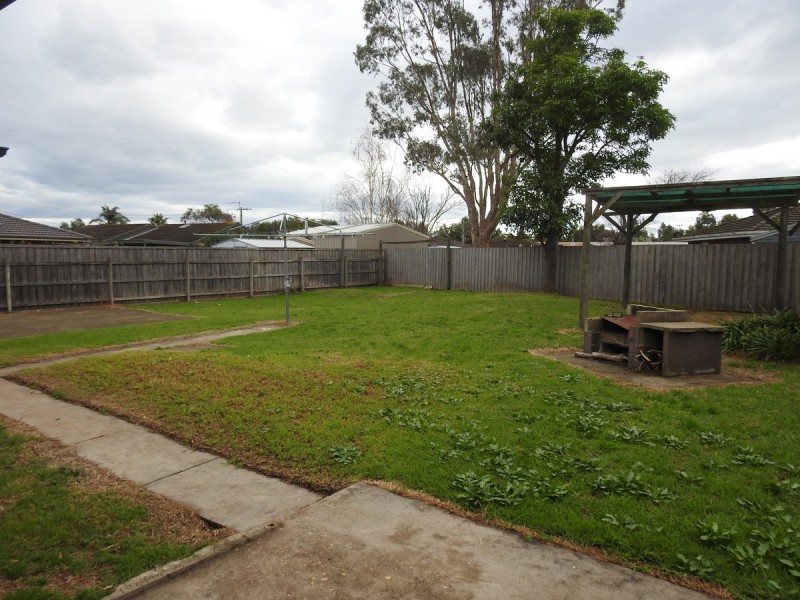 25 Bowman Drive, Sale VIC 3850