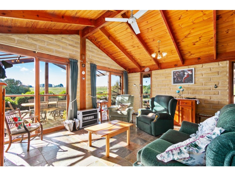 168 Briagolong Road, Stratford VIC 3862