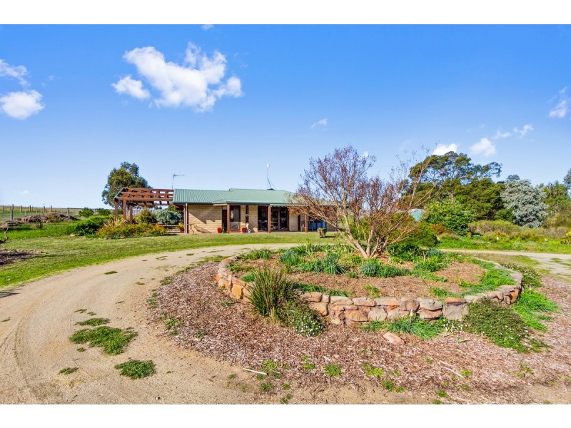 168 Briagolong Road, Stratford VIC 3862
