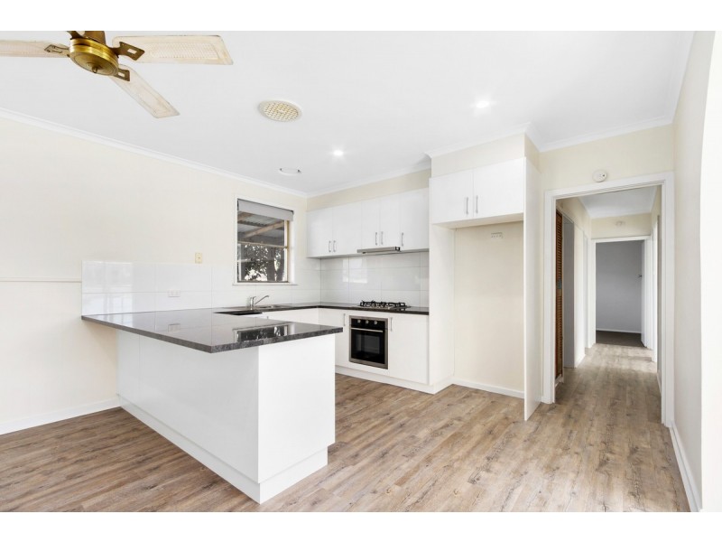 22 Overend Crescent, Sale VIC 3850