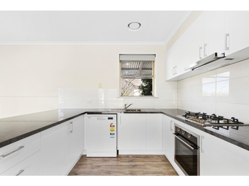 22 Overend Crescent, Sale VIC 3850
