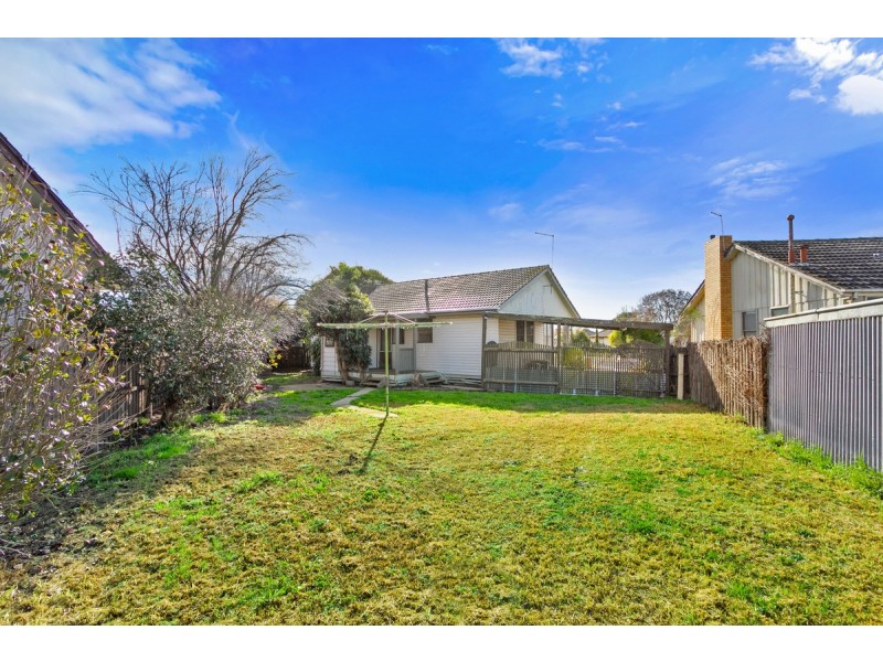 22 Overend Crescent, Sale VIC 3850