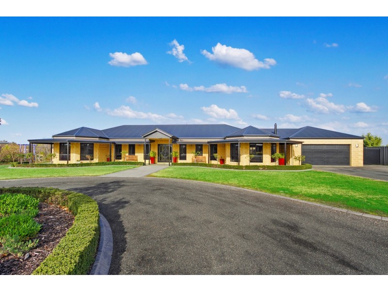 97 Sovereign Drive, Wurruk VIC 3850