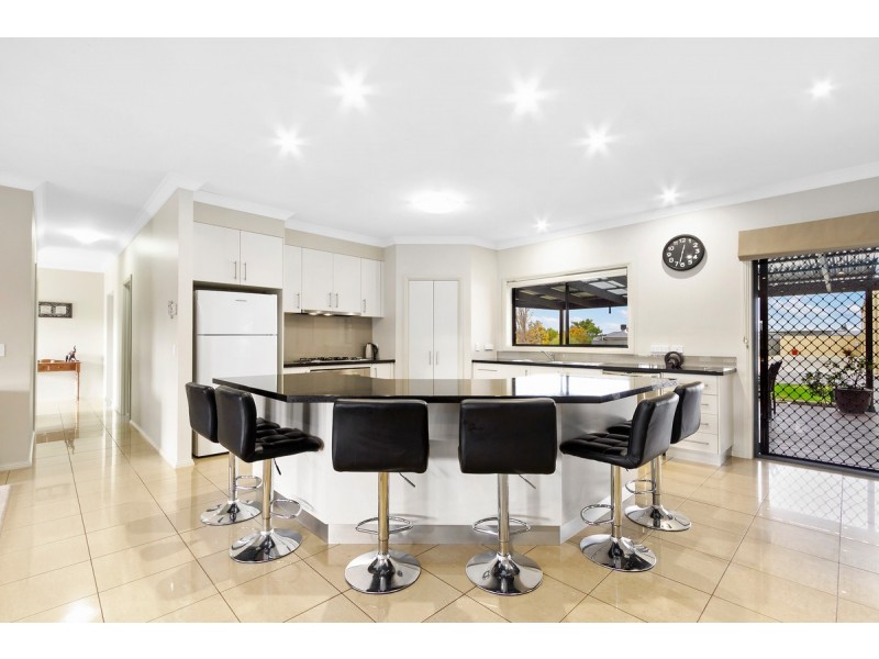 97 Sovereign Drive, Wurruk VIC 3850