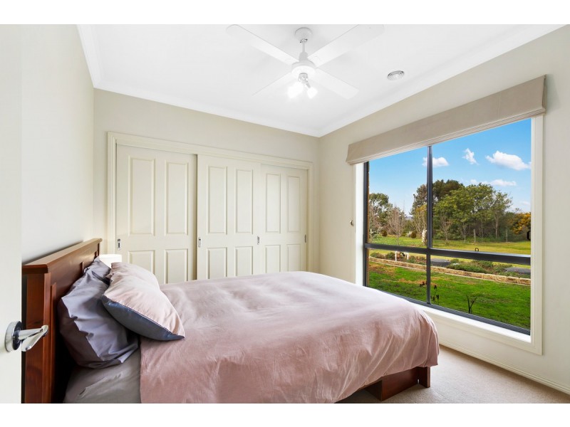 97 Sovereign Drive, Wurruk VIC 3850