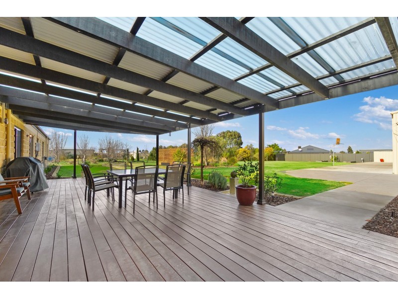 97 Sovereign Drive, Wurruk VIC 3850