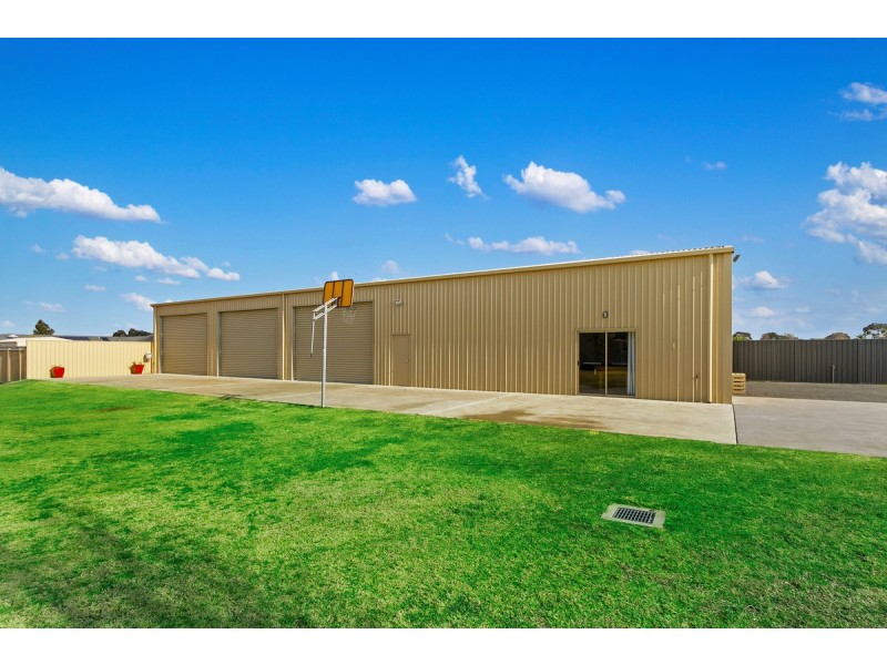 97 Sovereign Drive, Wurruk VIC 3850