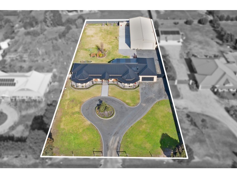 97 Sovereign Drive, Wurruk VIC 3850