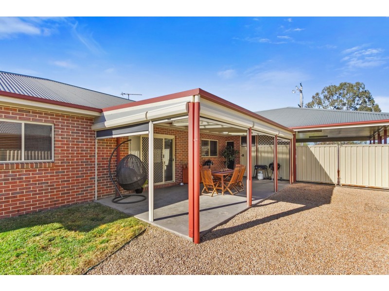 27 Buckley Street, Stratford VIC 3862