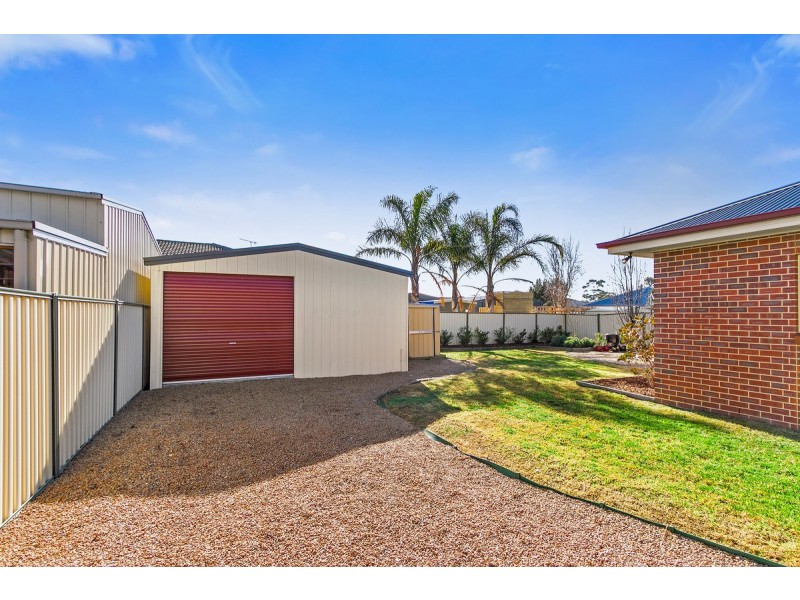 27 Buckley Street, Stratford VIC 3862