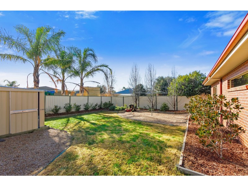 27 Buckley Street, Stratford VIC 3862