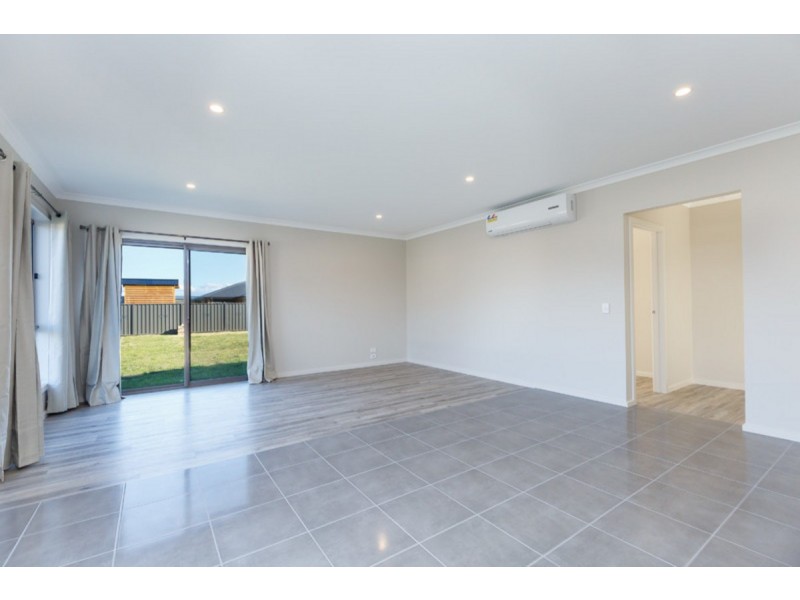 50 Hobson Street, Stratford VIC 3862