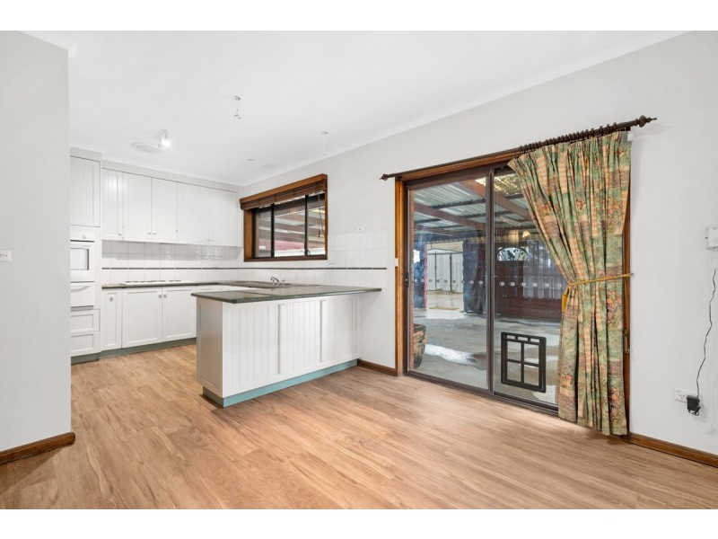 234 Seaspray Road, Longford VIC 3851