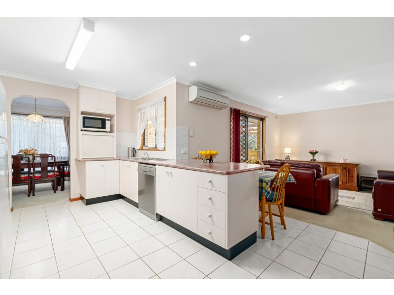 5 Alison Court, Sale VIC 3850