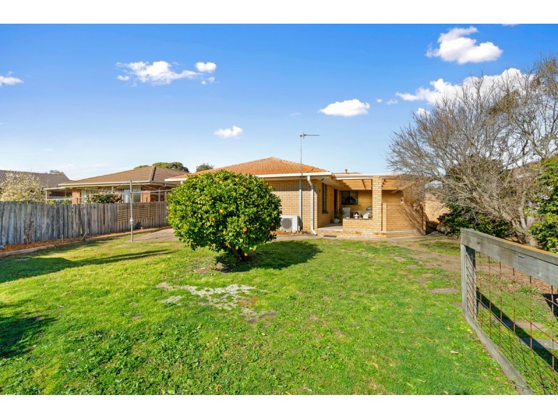 5 Alison Court, Sale VIC 3850