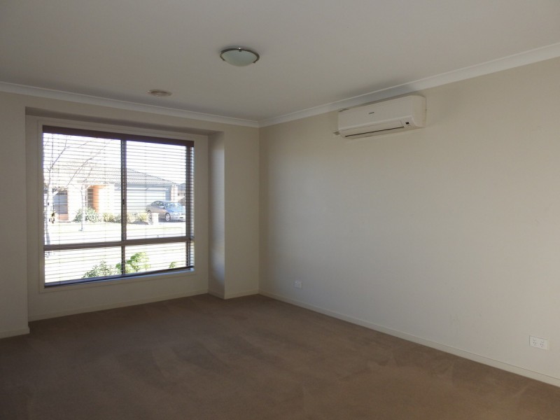 16 Ruthberg Drive,, Sale VIC 3850